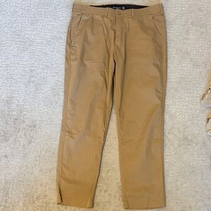 Abercrombie & Fitch Men's Khaki Chinos